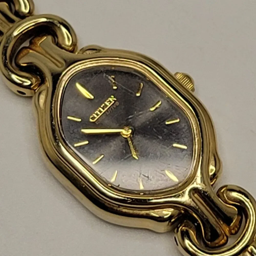 ▪︎Citizen Women's Watch